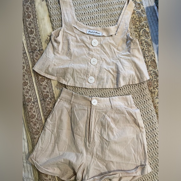 Linen Shorts and Top Set - Picture 1 of 4